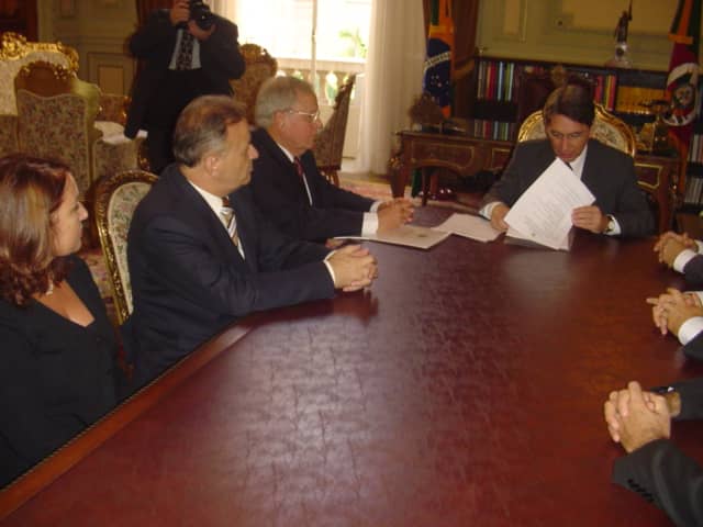 Germano Rigotto confere a lista tríplice